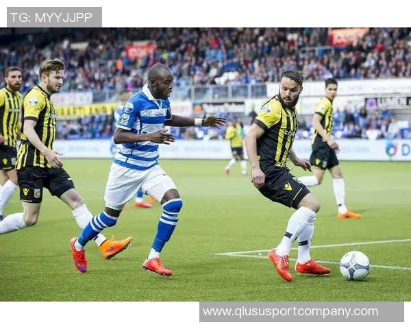 前国脚批评荷兰队表现不佳缺乏创造力与对抗意识导致对手轻松突破 前国脚批评荷兰队表现不佳缺乏创造力与对抗意识导致对手轻松突破