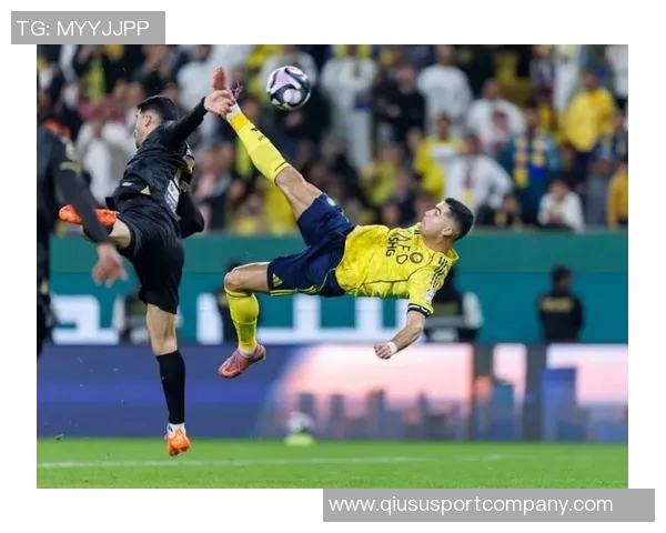 菲利克斯头球破门助利雅得胜利领先对手一球展现自信风采